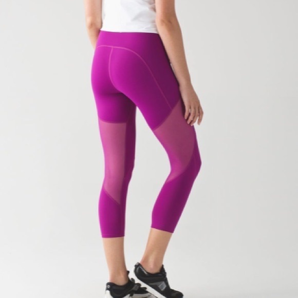 Lululemon Rush Hour Crop 21” - Picture 5 of 11